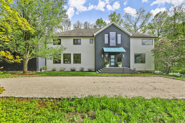 Building Photo - 56 Dingletown Rd