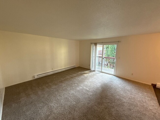 Foto del edificio - 3792 Iberis St NE
