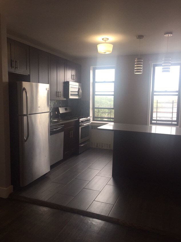 2030 Elk Dr Unit 3A, Far Rockaway, NY 11691 Condo for Rent in Far