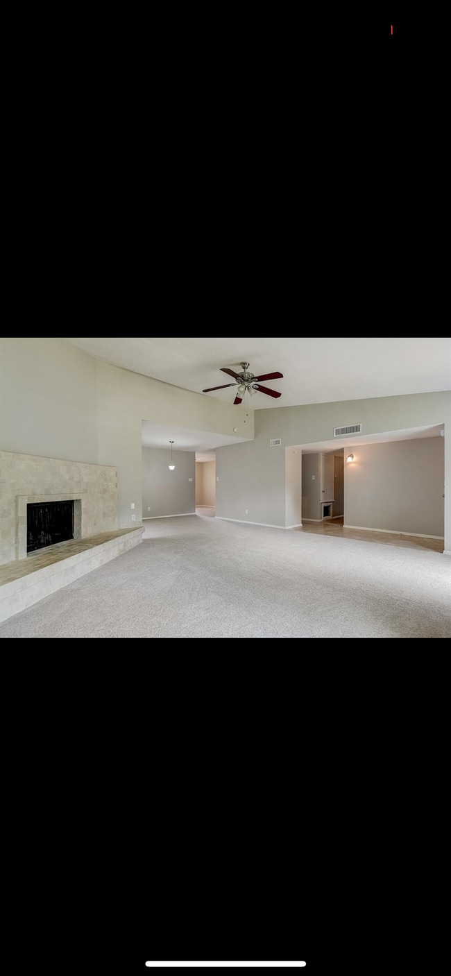 Building Photo - 9226 Millwood Dr