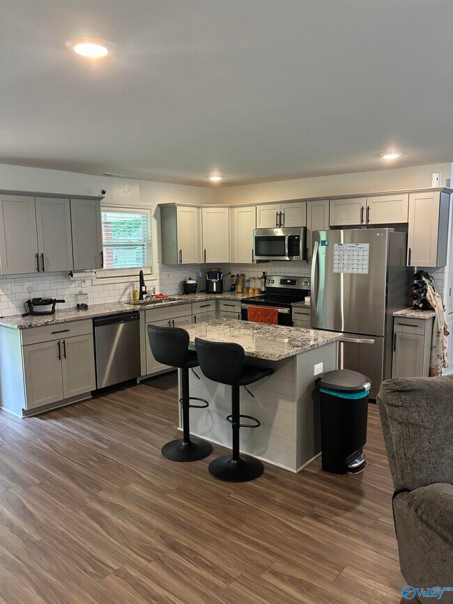 Foto del edificio - 2117 Atkins Dr NW