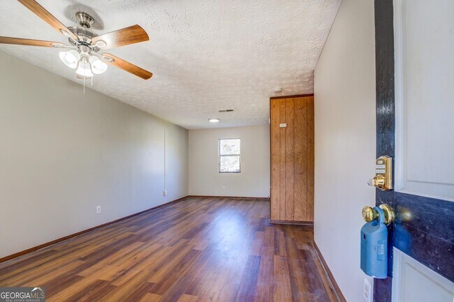 Foto del edificio - 7245 N McDaniel St