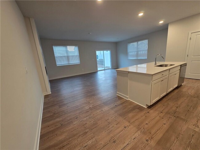 Foto del edificio - 1712 Harper Lily Ln