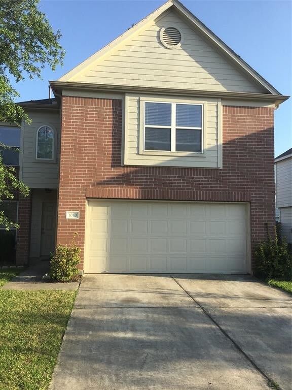 Primary Photo - 1010 Thicket Hill Court