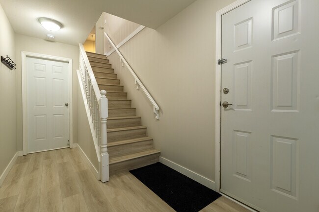 Photo du bâtiment - 34660-34666 6 Ave