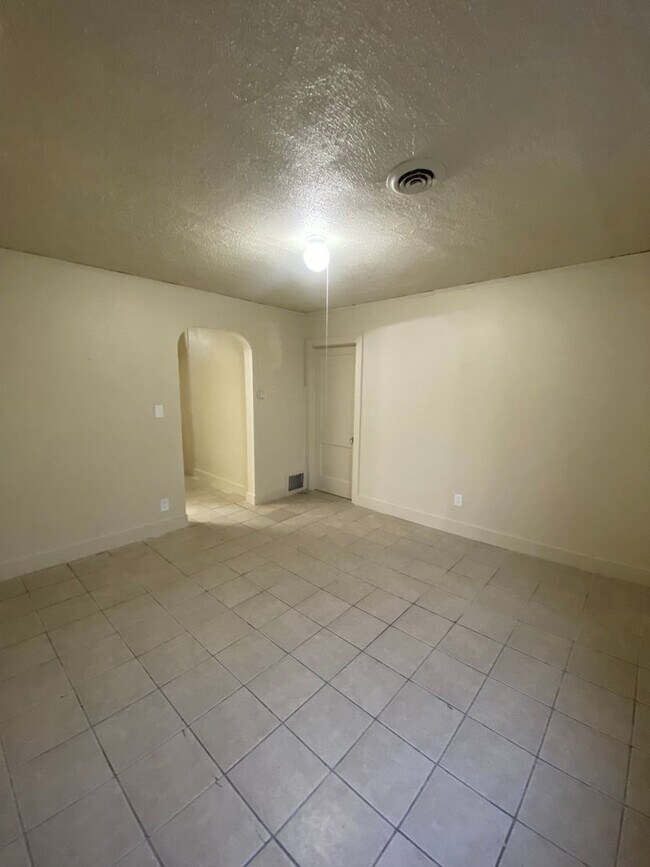 Foto del edificio - 2825 N 24th Pl