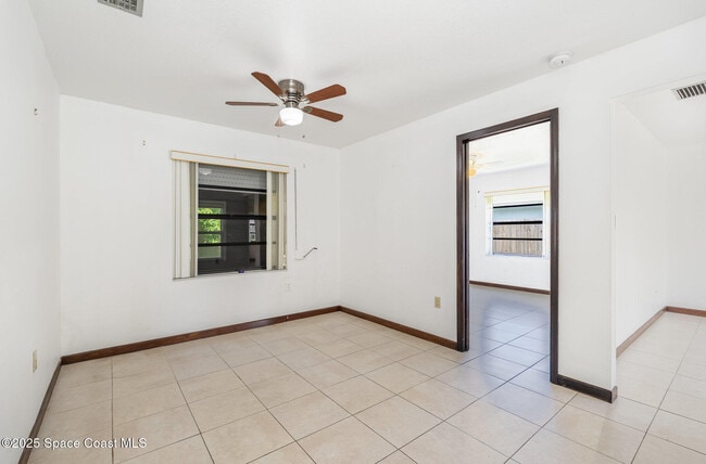 Foto del edificio - 178 Cinnamon Lake Cir