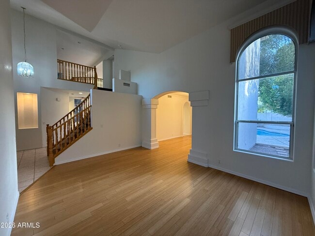 Foto del edificio - 3213 E Desert Flower Ln