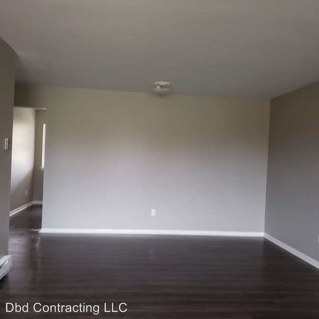 Building Photo - 6305 Nina Dr