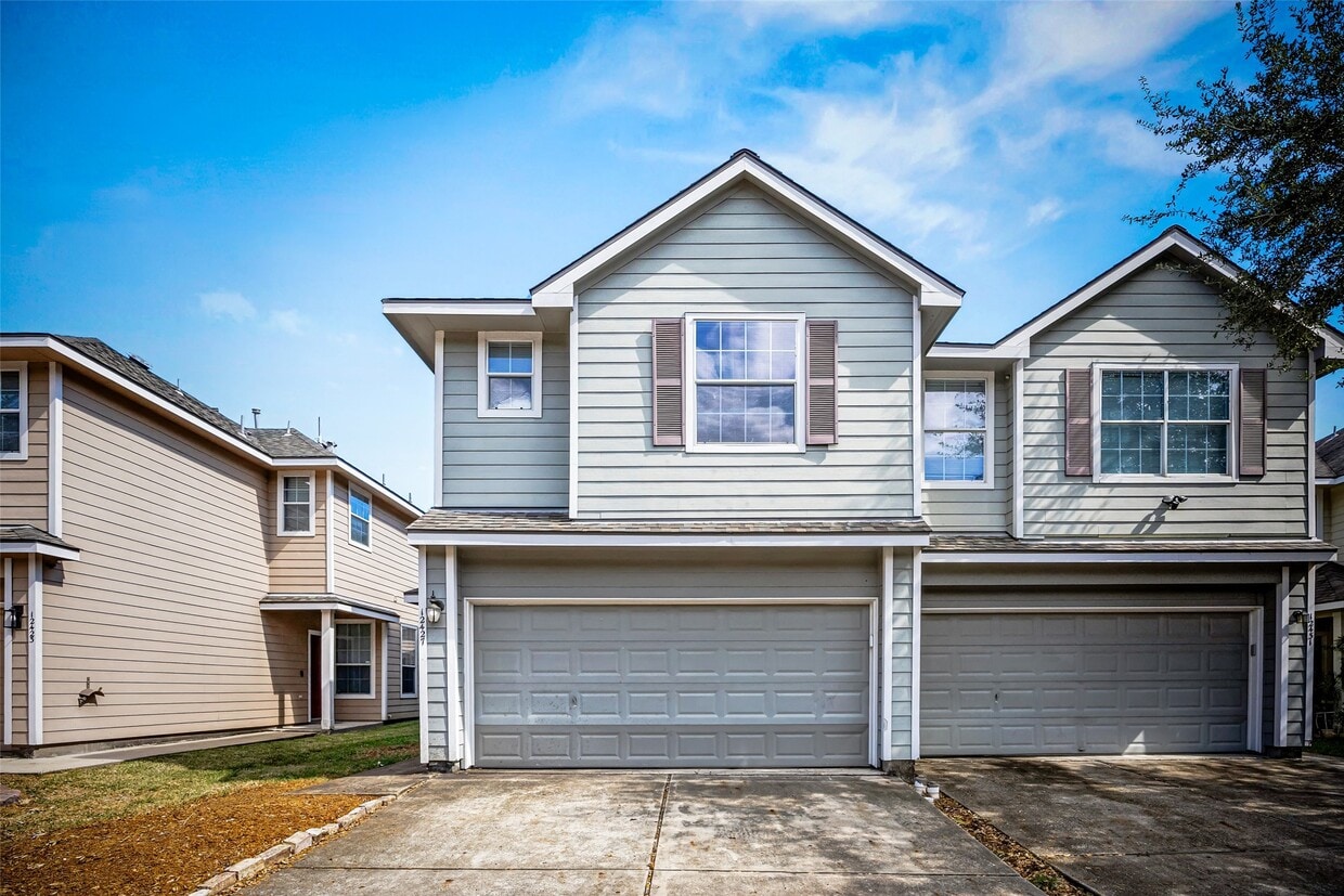 Foto principal - 12427 Oriole Lake Way