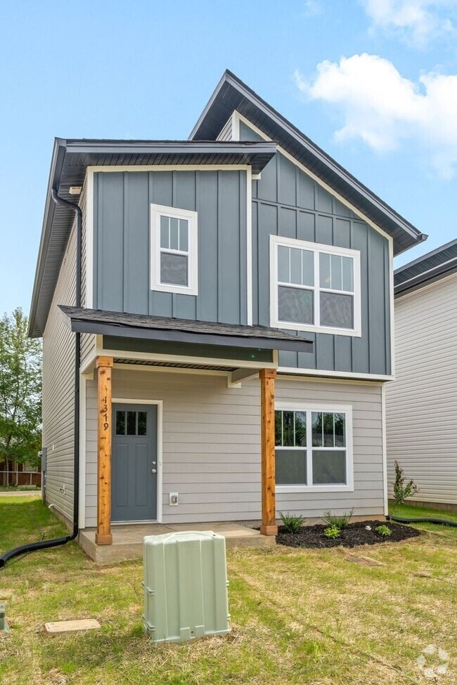 Building Photo - 1391 Crossland Ave