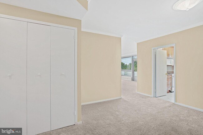 Foto del edificio - 4101 Cathedral Ave NW