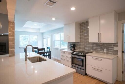Foto del edificio - 2103 Chaparral Park Rd