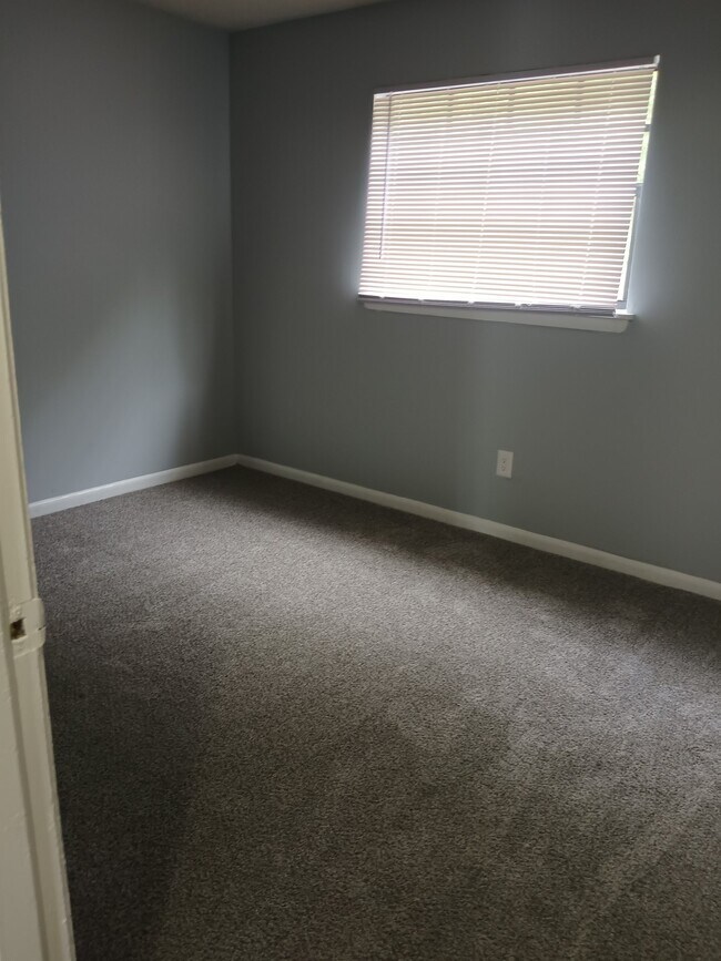 Foto del edificio - 3215 Baird Ave