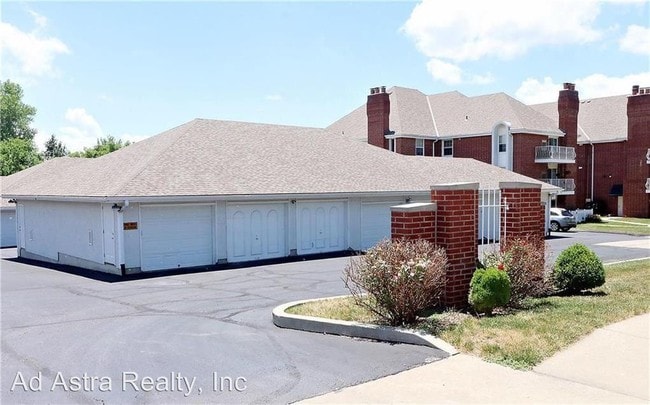 Building Photo - 8001 Westridge Rd