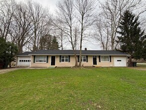 Building Photo - 1125 Bryce Ave