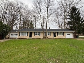 Building Photo - 1125 Bryce Ave