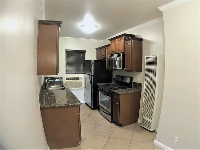 Kitchen - 1207 N Cordova St