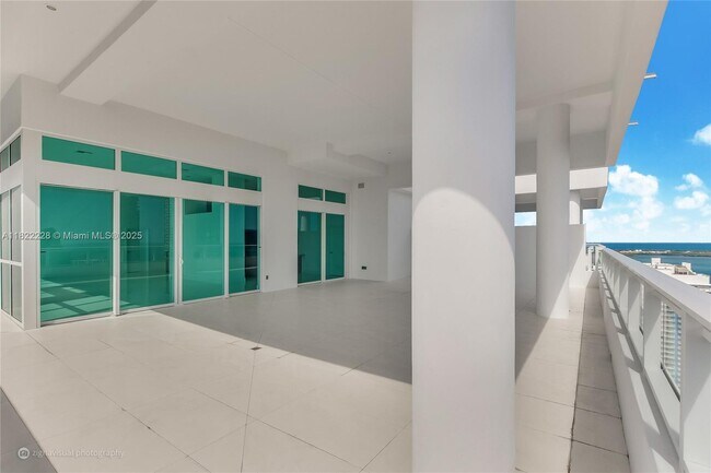 Foto del edificio - 1080 Brickell Ave