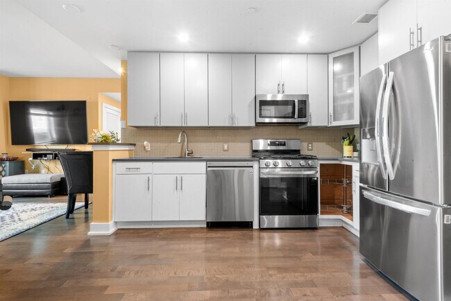 Foto del edificio - 3312 Hudson Ave