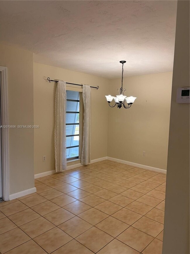 Building Photo - 18225 SW 94th Ave