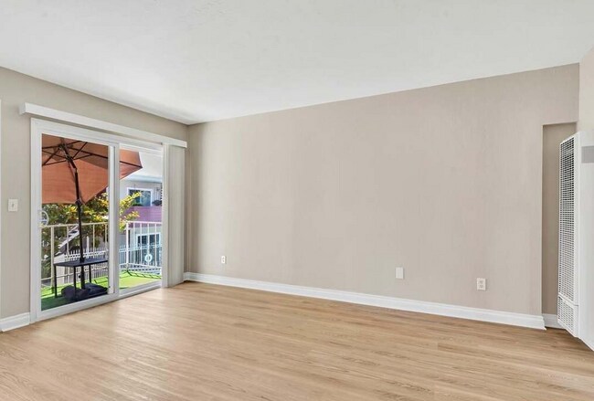 Foto del edificio - Welcome to prime living in quite Historic ...