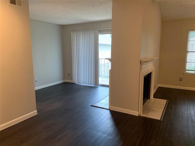 Foto del edificio - 5300 Keller Springs Rd