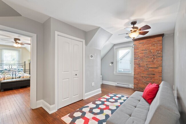 Foto del edificio - Amazing Wissahickon Single Family Home