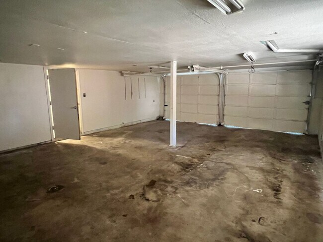 Foto del edificio - 3 Bed, 2 bath house located in Eugene