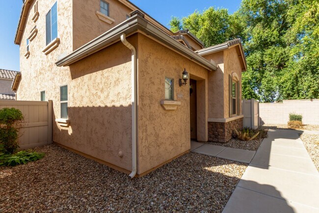 Building Photo - 3 Bedroom 2.5 Bathroom in Phoenix (Bailey ...