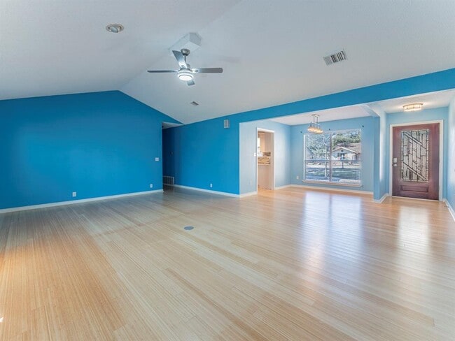 Building Photo - 2406 Dijon Dr