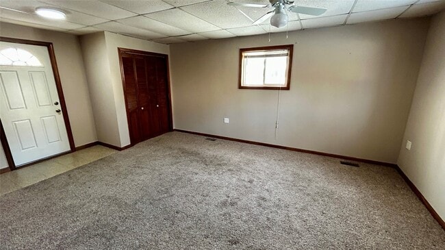 Building Photo - 98 Richard St