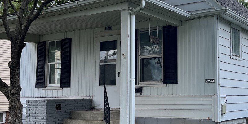 Primary Photo - 2244 S. 9th St