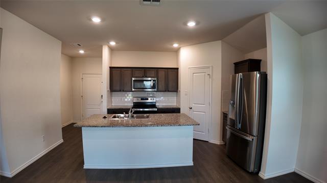 Building Photo - 2335 Hankinson Ln