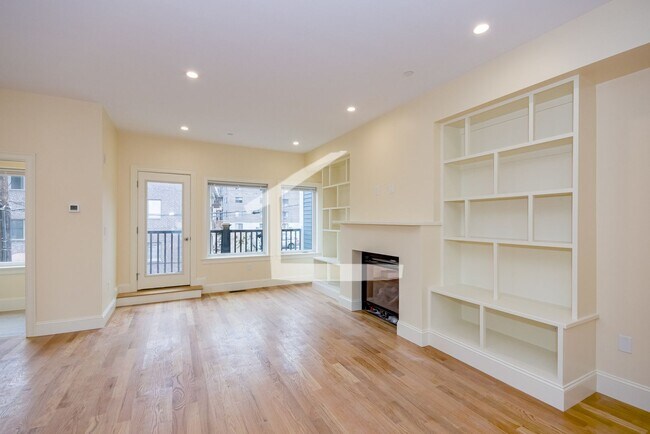 Foto del edificio - Fantastic Brighton townhouse avail for September 5th