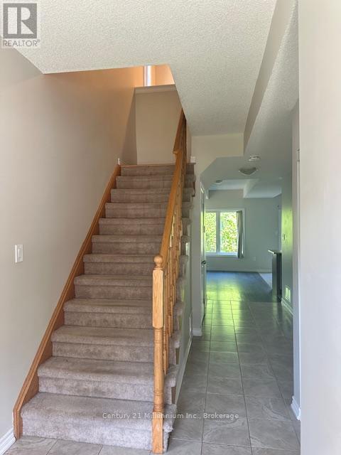 Building Photo - 32 Arcadia Rd