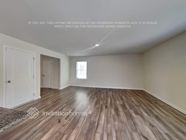 Building Photo - 5205 Cameron Cmns Pkwy