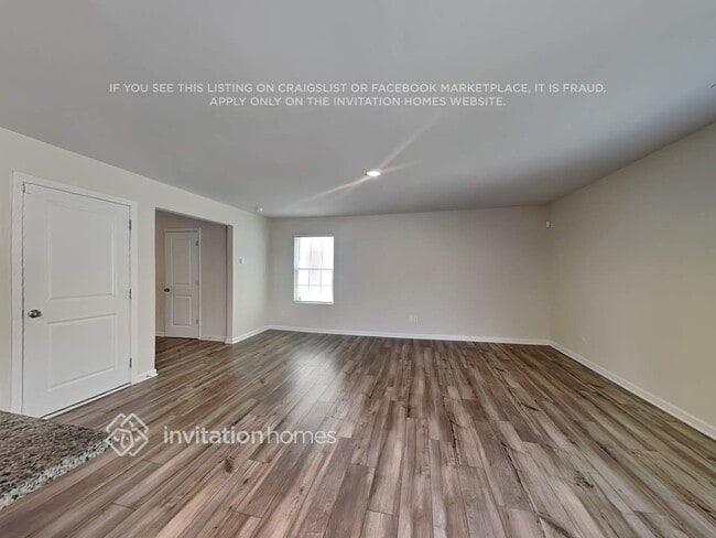 Foto del edificio - 7221 Olive Coast St