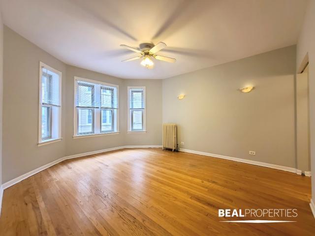 Foto principal - 0 bedroom in CHICAGO IL 60613