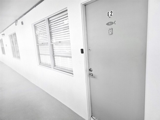 Building Photo - 2504 Antigua Terrace