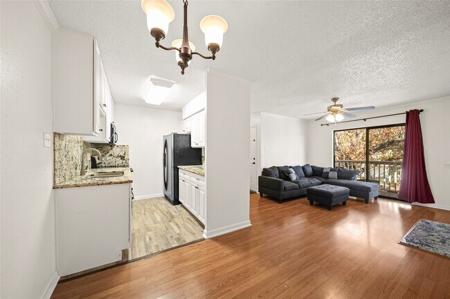 Foto del edificio - 2750 Holly Hall St