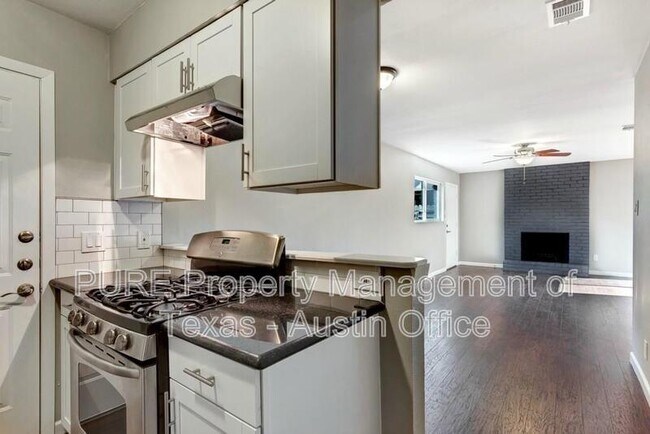 Foto del edificio - 2607 Parker Ln