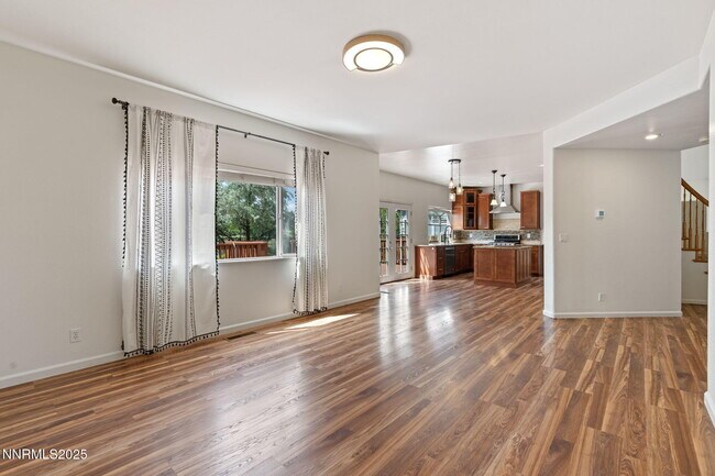 Foto del edificio - 3095 Fairwood Dr