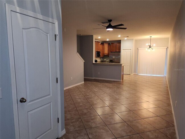 Foto del edificio - 1242 Acadia Harbor Pl