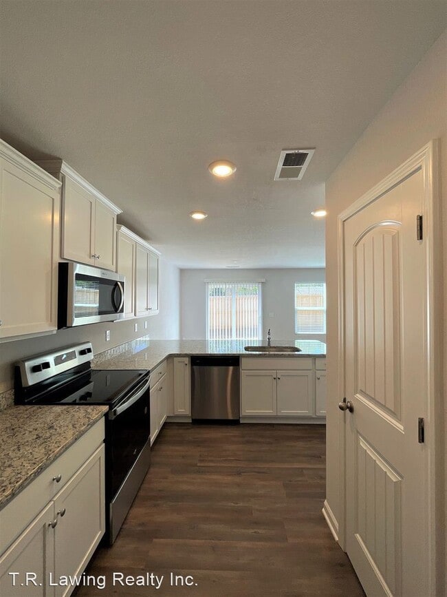 Building Photo - 3 br, 2.5 bath House - 9009 Creedmore Hill...