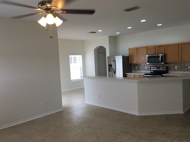 Building Photo - 1511 Emerald Hill Way