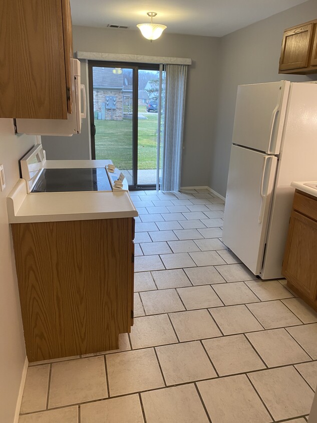 50070 S Benny Ct Unit S. Benny, Chesterfield, MI 48047 Condo for Rent in Chesterfield, MI