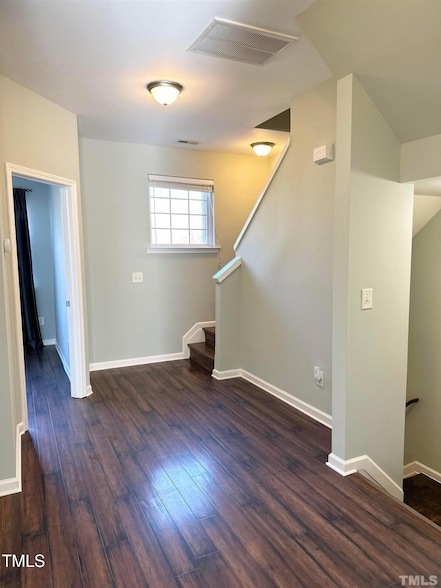 Building Photo - 606 Sawcut Ln
