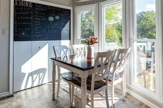 Foto del edificio - Harpeth Woods Home with Large Fenced in Ya...