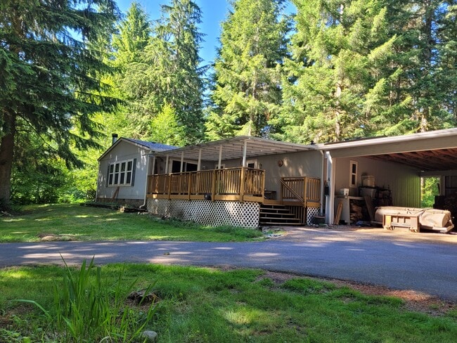 Building Photo - 788 Burnt Ridge Rd